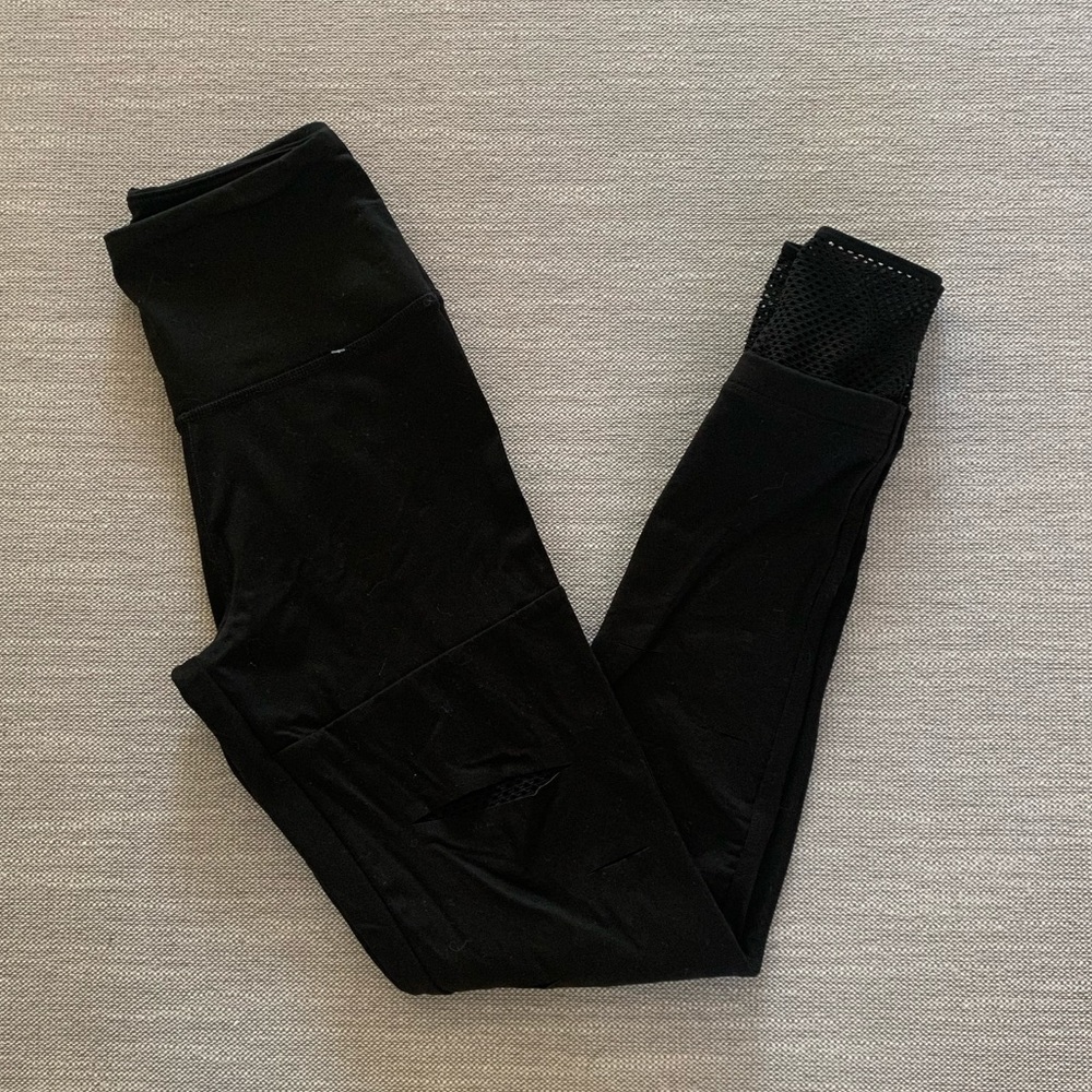 VS Pink Mesh Cut Out Leggings